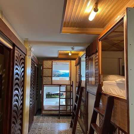 Balai Balai Capsule Hotel 宿务 外观 照片